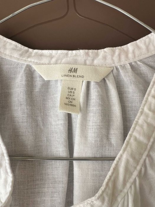 camasa cu volanase H&M din IN