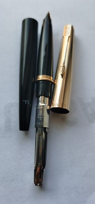 Lot stilouri si pixuri Parker