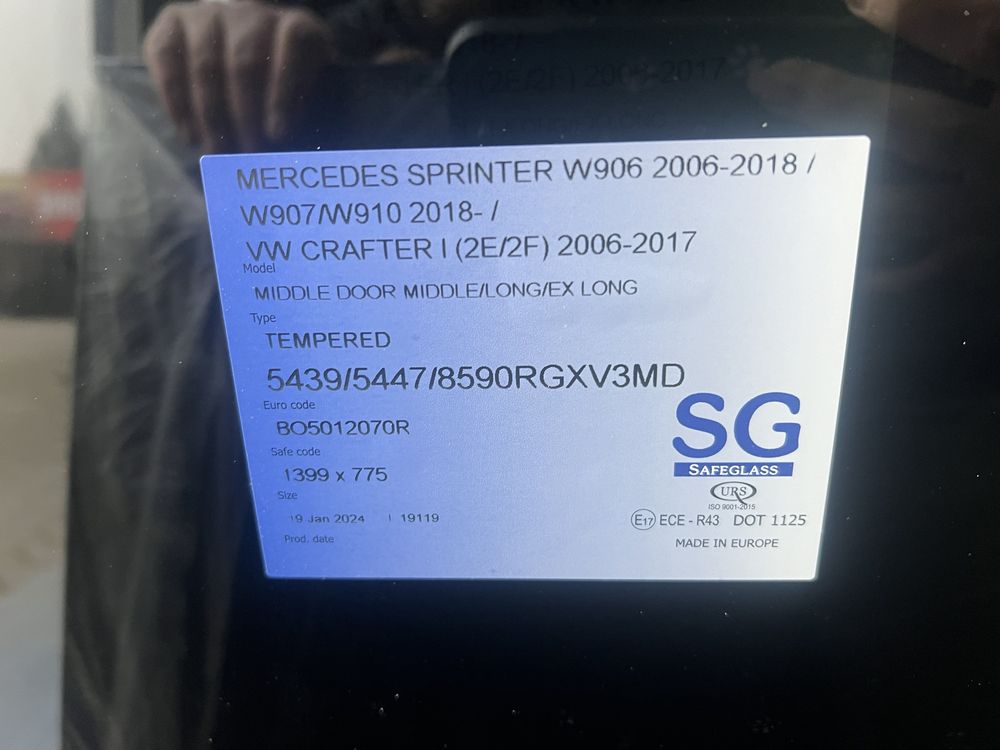 Geam fix Mercedes Sprinter