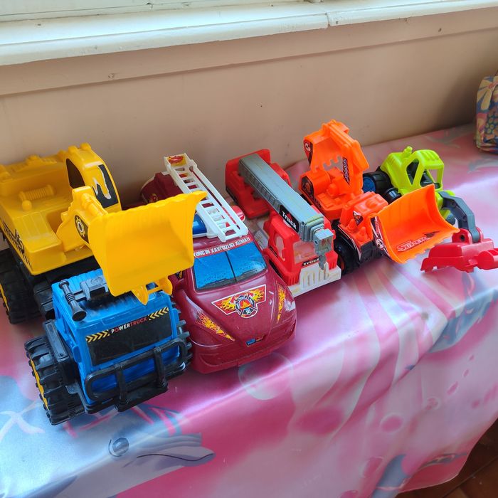 Машинки детские игрушки