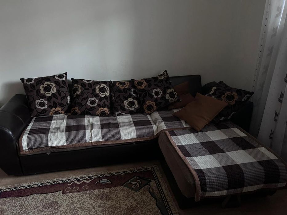 Продам диван срочно