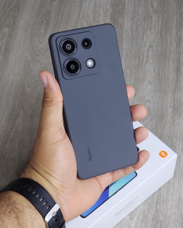 Redmi Not 13 8/256 Rangi Qora holati yangi