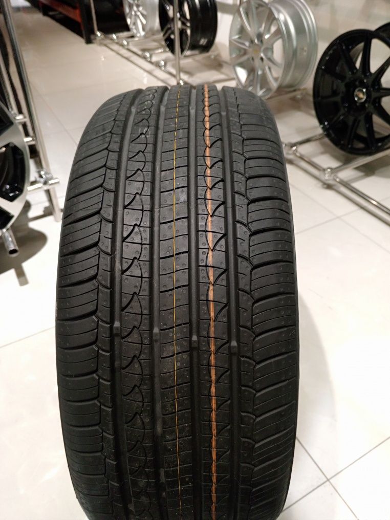 Balon shina NEXEN Npriz AH8 215/45R17