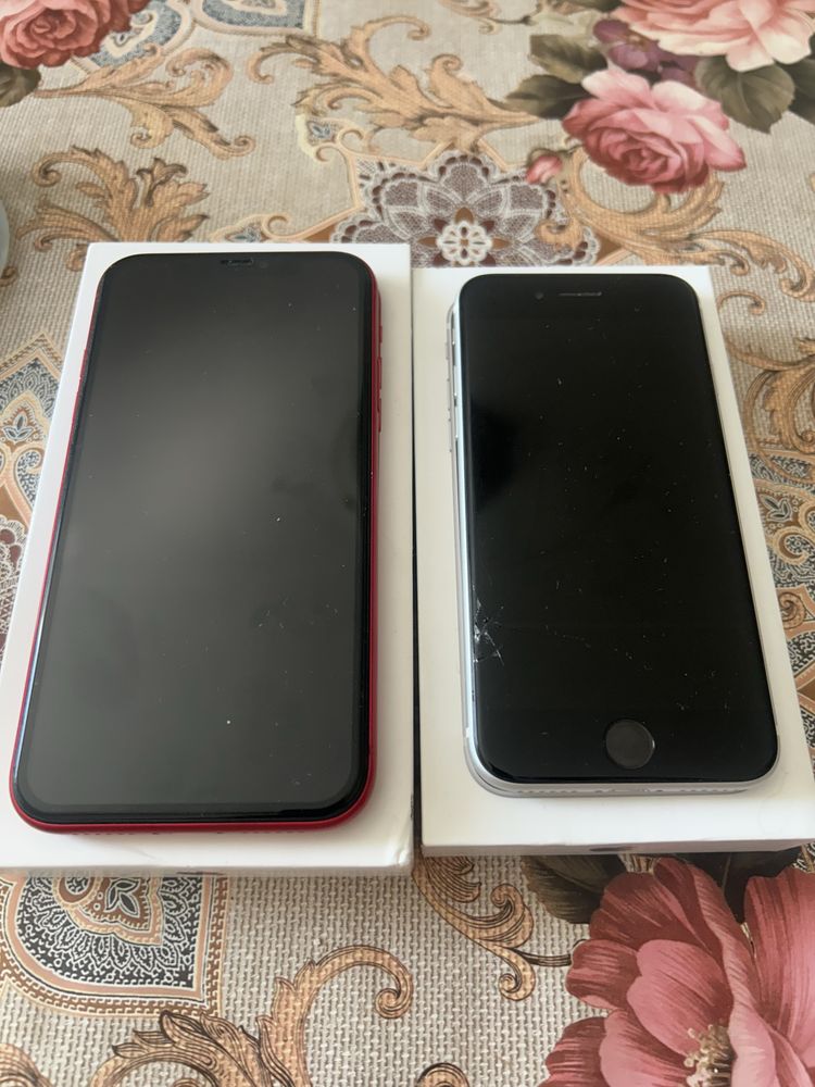 Iphone  11 и Se2 128 и 64gb за части