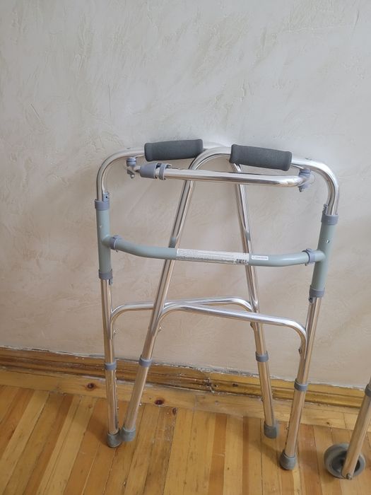 Продаются ходунки