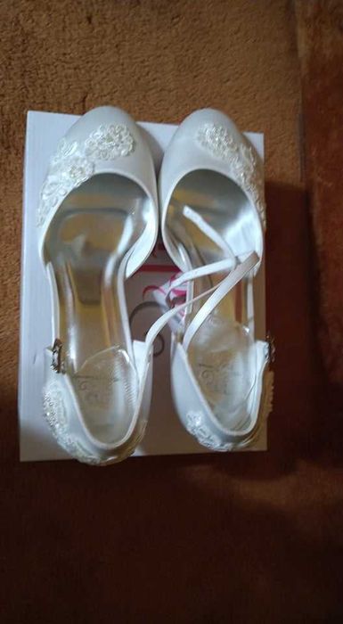 Pantofi mireasa marime mare - 44