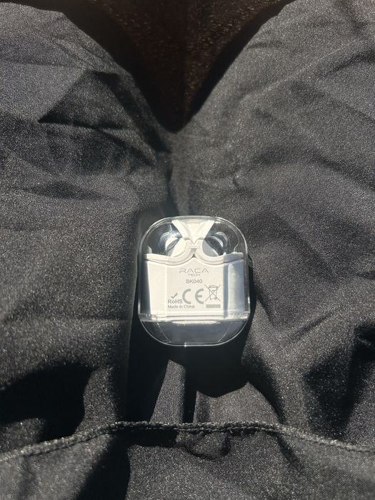 Слушалки чисто нови