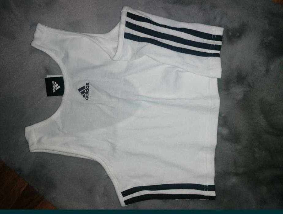 Top Adidas nou marime XL