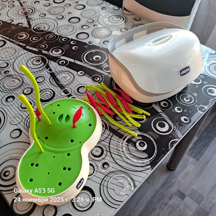 Стерилизацатор за микровълнова за шишета