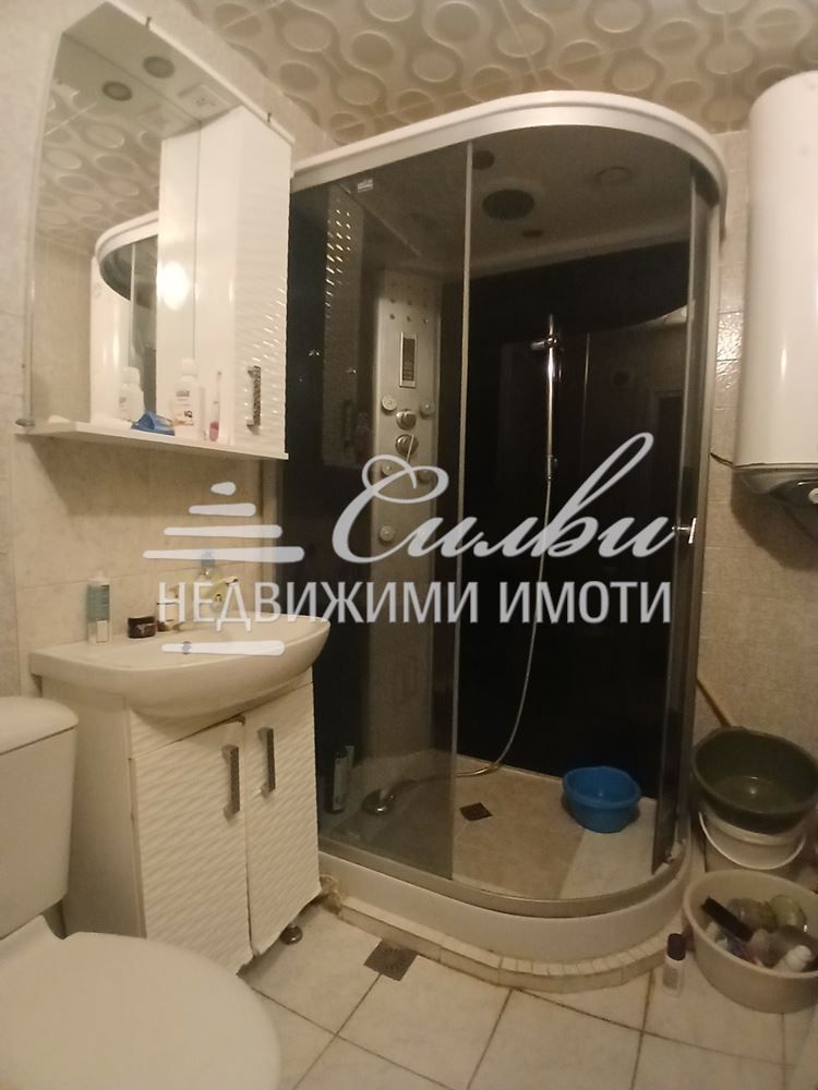 Двустаен апартамент - кв.Боян Българанов 2!