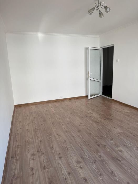 Vand apartament 2 camere