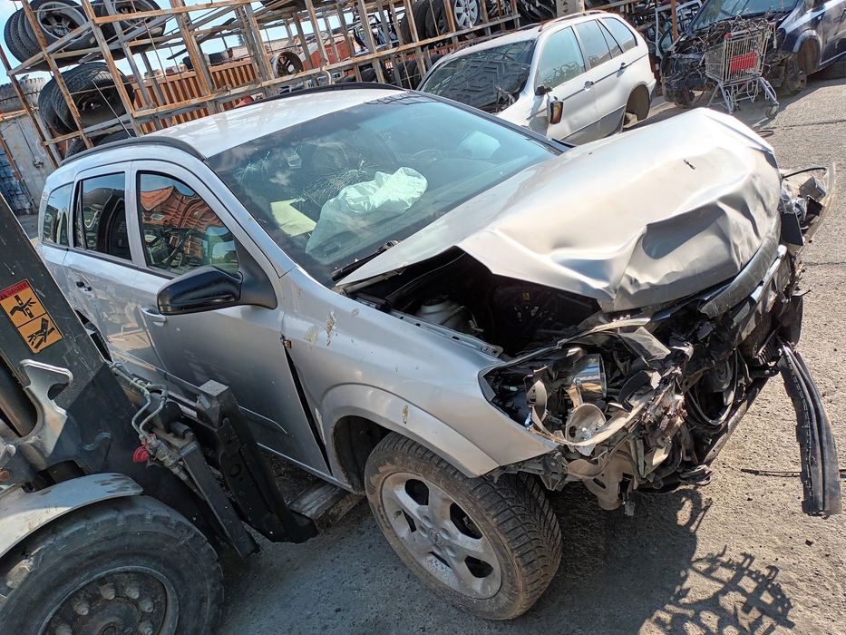 Dezmembrari  Opel ASTRA H  2004  > 2012 1.9 CDTI Motorina