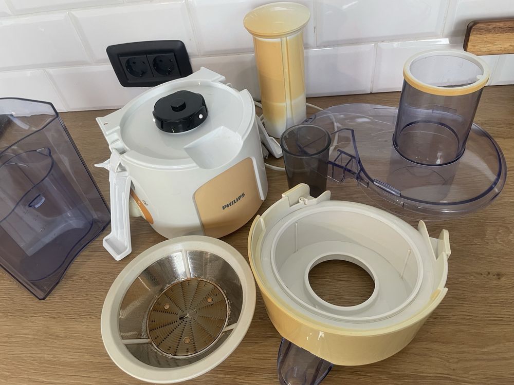 Сокоизтисквачка Philips HR1853