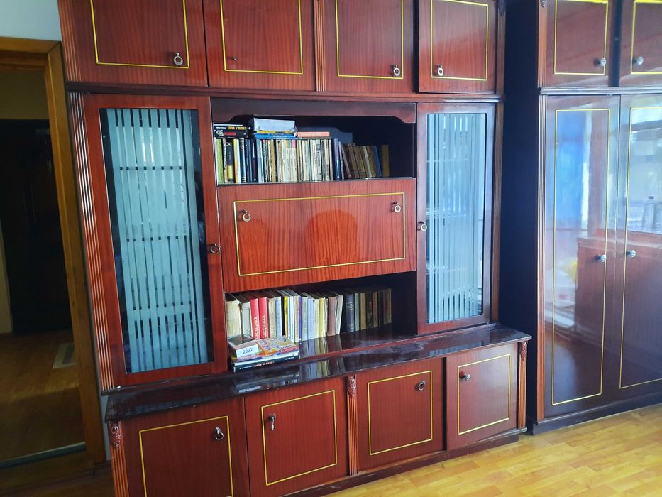 Vand mobila sufragerie 3 piese