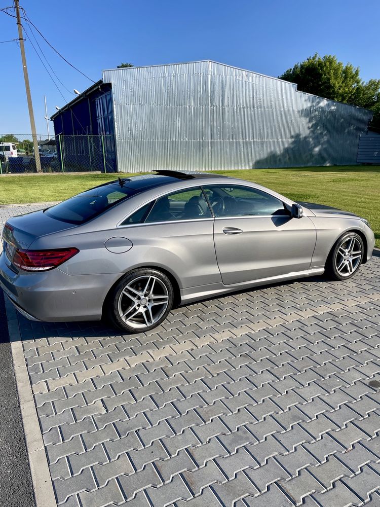 Mercedes E220 C207