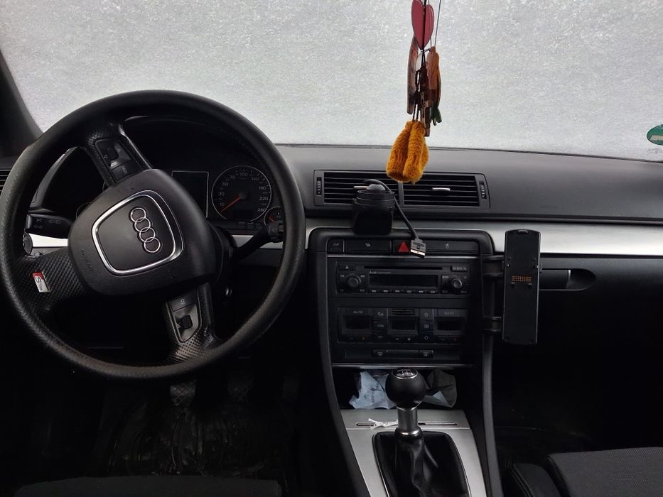 Vând Audi A 4 2006 e 4