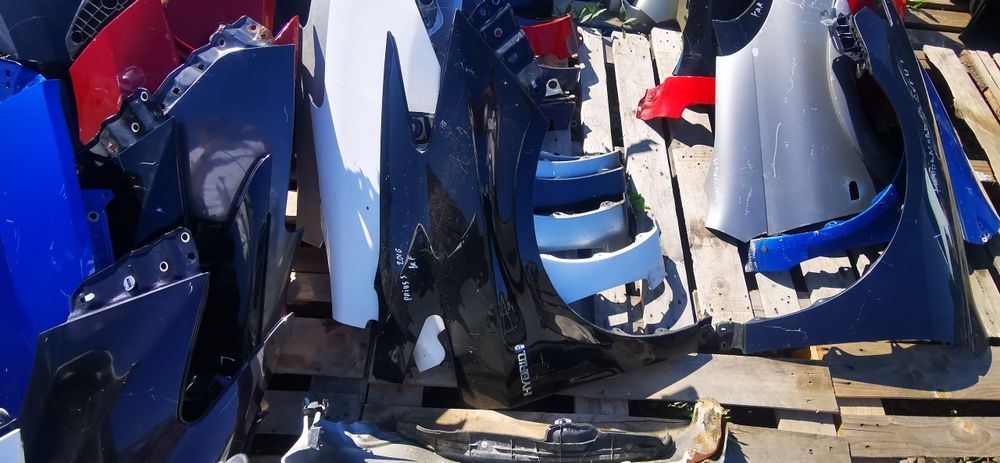 Aripa dreapta fata toyota prius 3 2009-2016