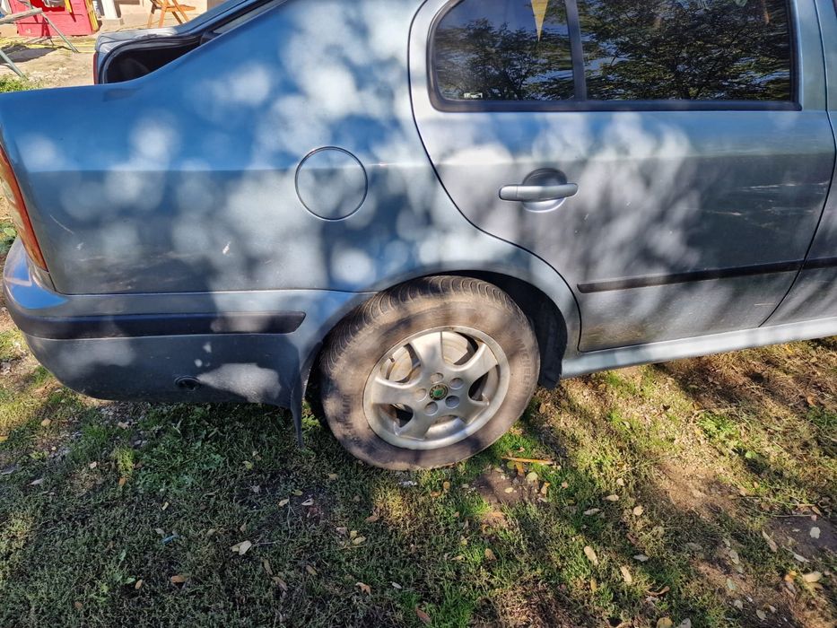 Scoda Octavia  motor 1,6 benzina plus gaz