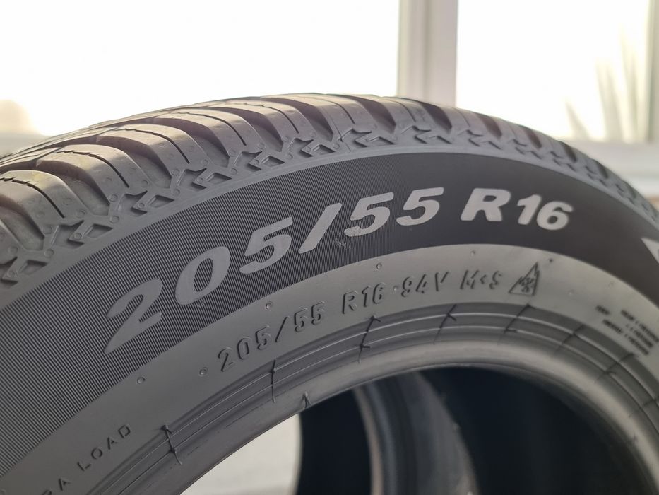 205/55/16 Pirelli 2Броя: 150лв 7мм