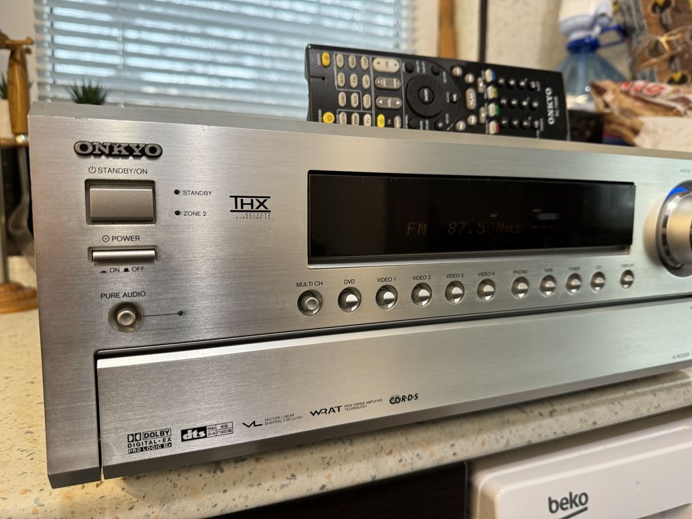 Onkyo TX-SR703 resiver