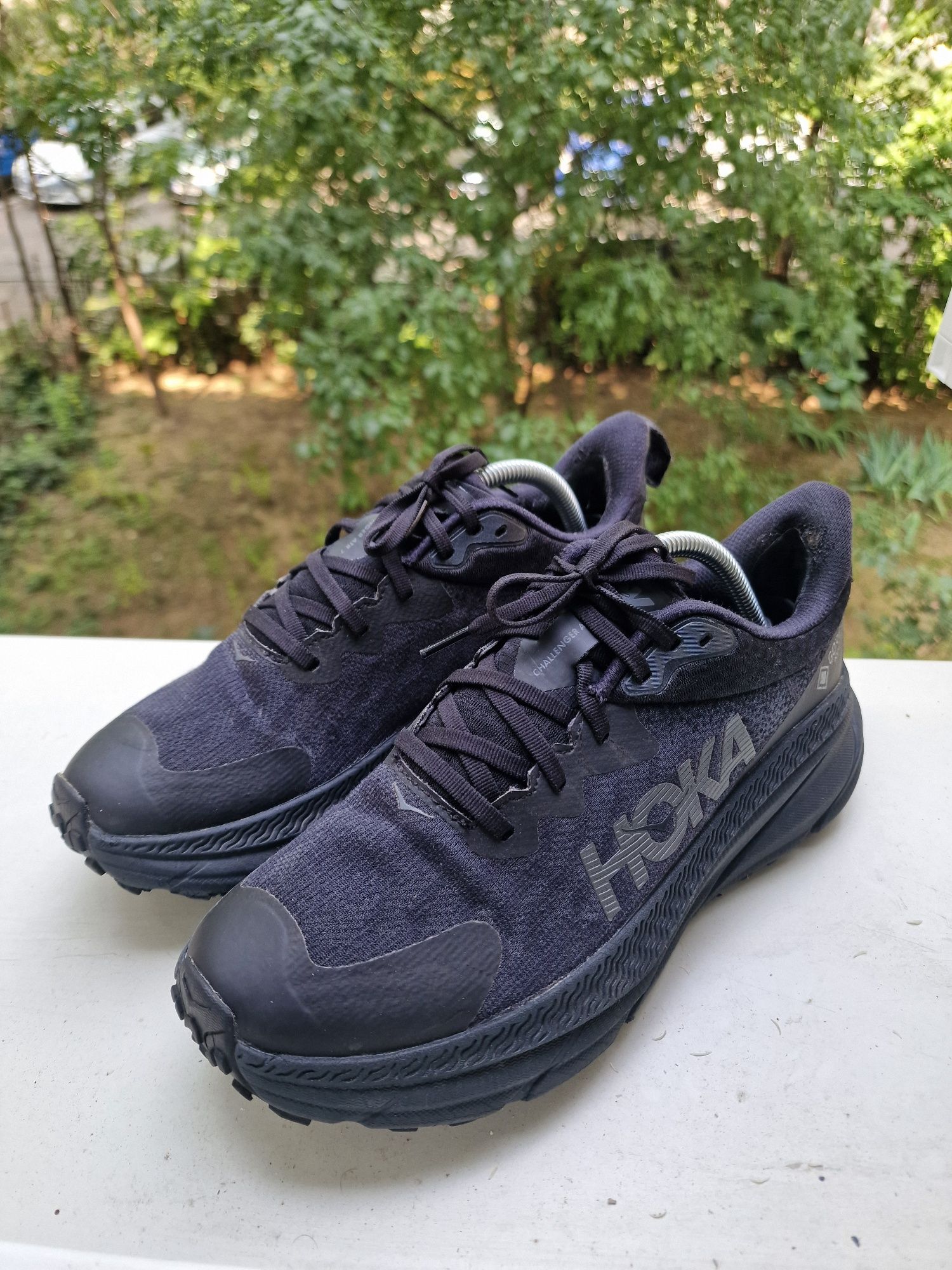 hoka challenger gtx