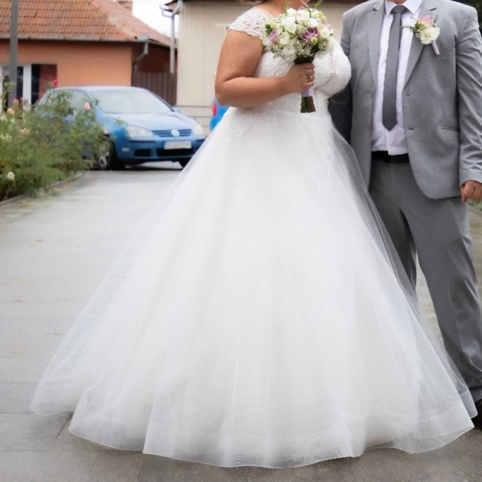 Vand rochie de mireasa princessa
