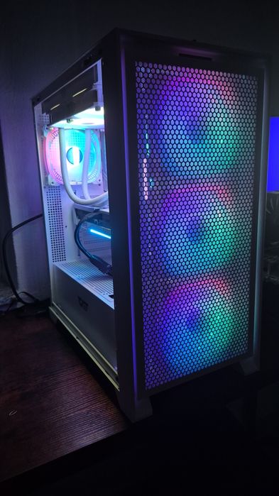 PC Gaming | Ryzen 7 7800X3D | RTX 5070  | 32GB DDR5 | 2TB SSD | WiFi 7