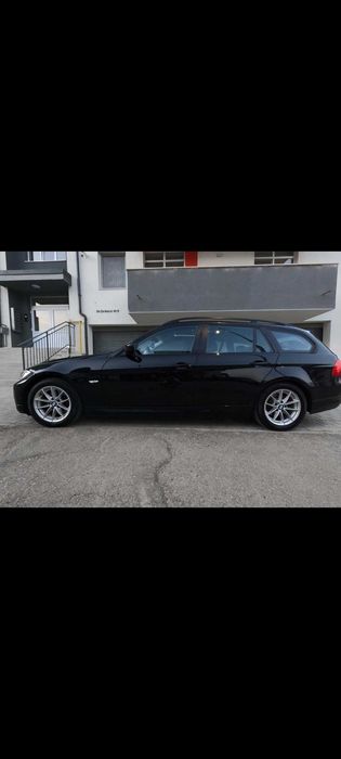 Vând BMW 320D 2010 facelift