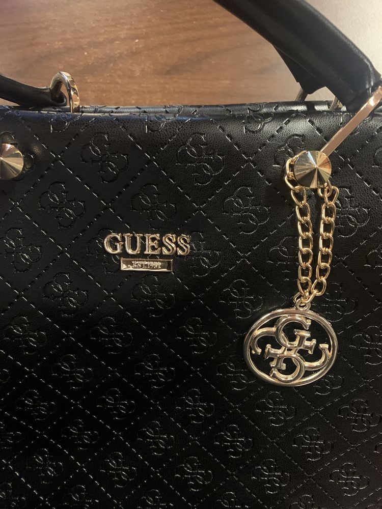 Geanta Guess neagra ! NOUA !