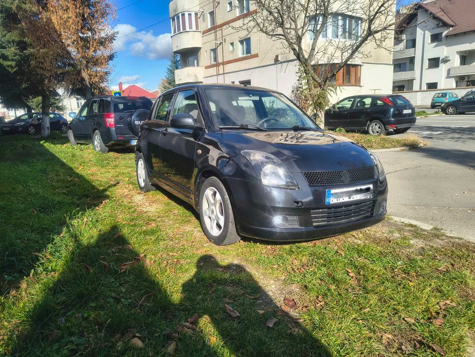 Suzuki Swift 1.3i