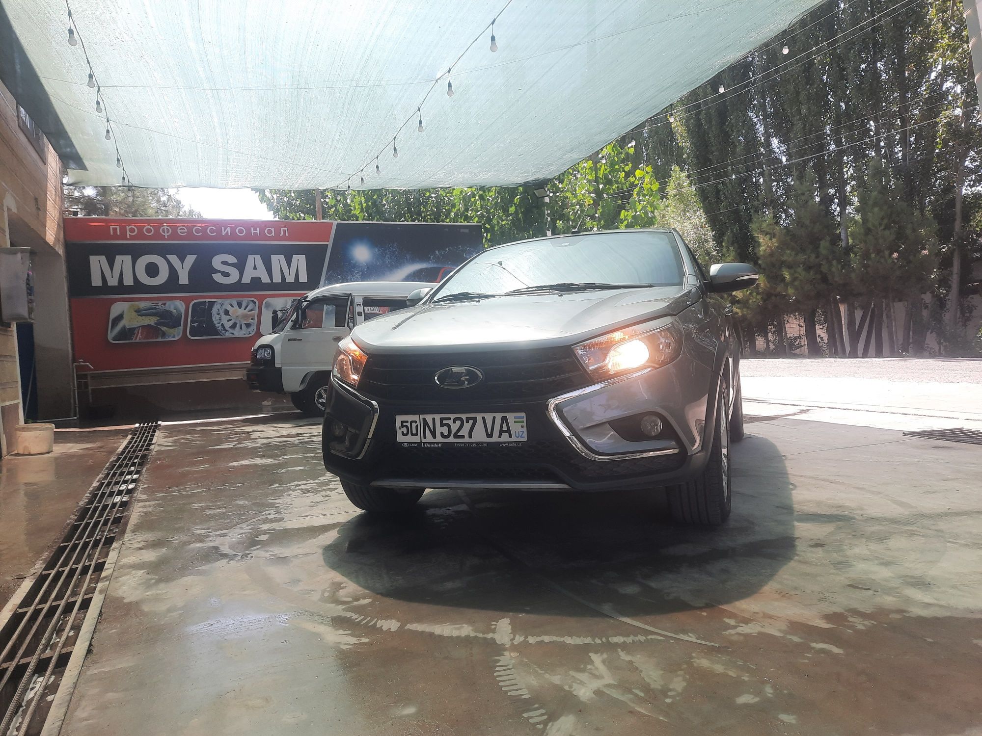 LADA VESTA cross1.8
