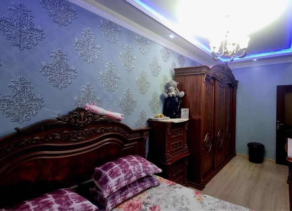 Квартира 2/2/4 массив Ялангач
Ориентир: Семейная поликлиника № 7