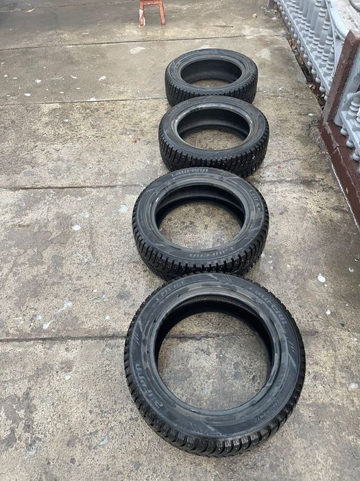 Зимние шины с шипами 215/55/R17