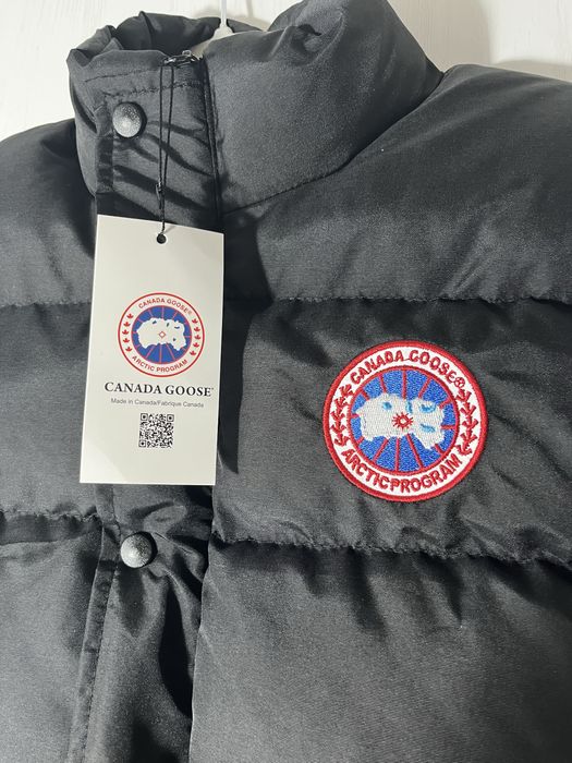 Vesta Canada Goose premium