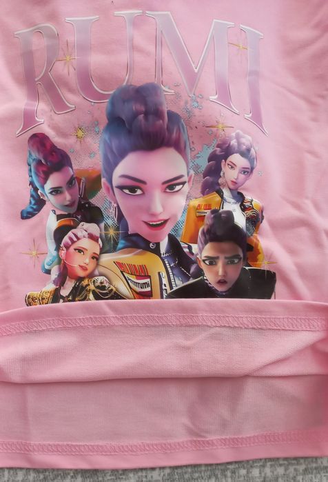 Модерна блузка KPOP hunters