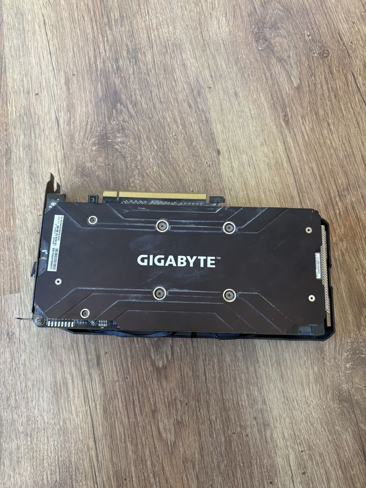 AMD Radeon rx 580 - Отлично състояние