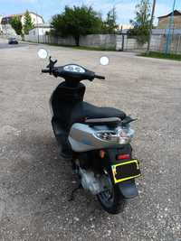 Vand Scuter Piaggio Fly 50cc 4T