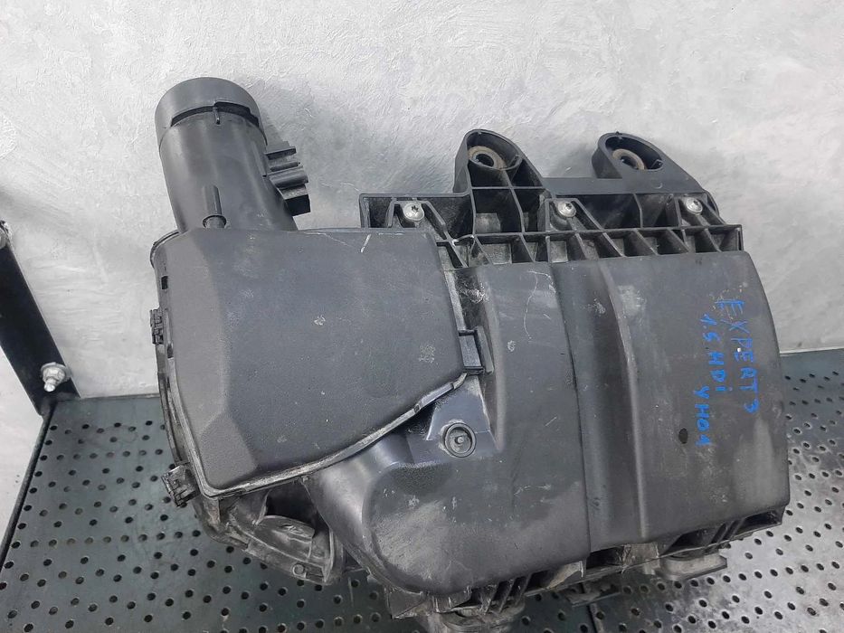 carcasa filtru aer 1.5hdi  yh01 peugeot expert 3 opel vivaro c  citroen jumper  9828002080