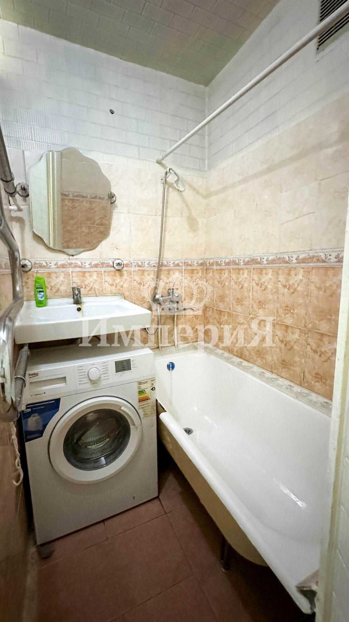 Продам 3 ком 4 мкр Айжан Империя