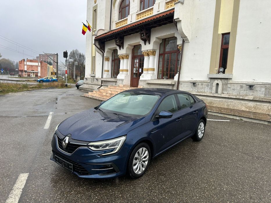 Renault Mégane Sedan ZEN TCe 114 GPF – 2021 | 45.000 km | Stare imp