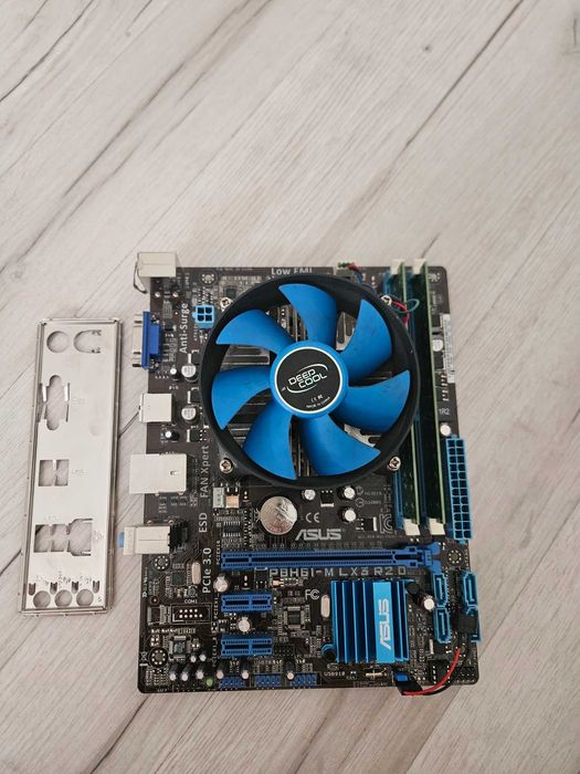 Комплект s1155 Asus H61+i7-3770+ 8Gb+ Кулер