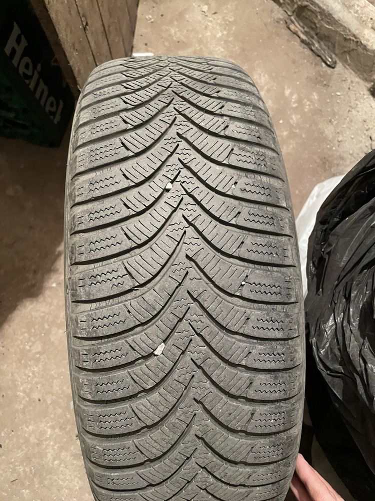 Зимни гуми Hankook 15”