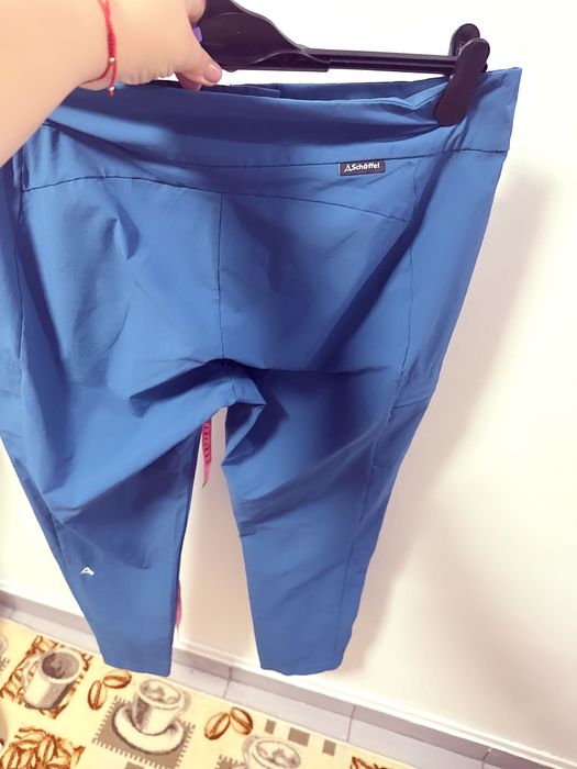 Pantaloni marimea 46