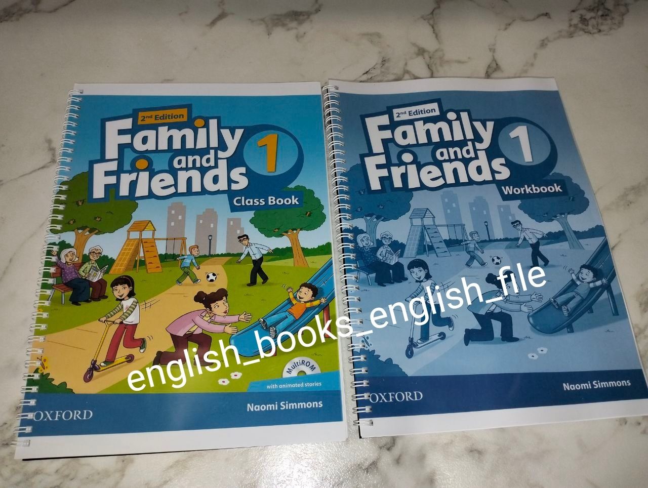 Английский книги. English file. Family and friends. Solutions. Headway