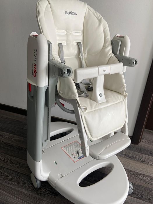 Vand scaun de masa pentru copii Peg Perego Tatamia