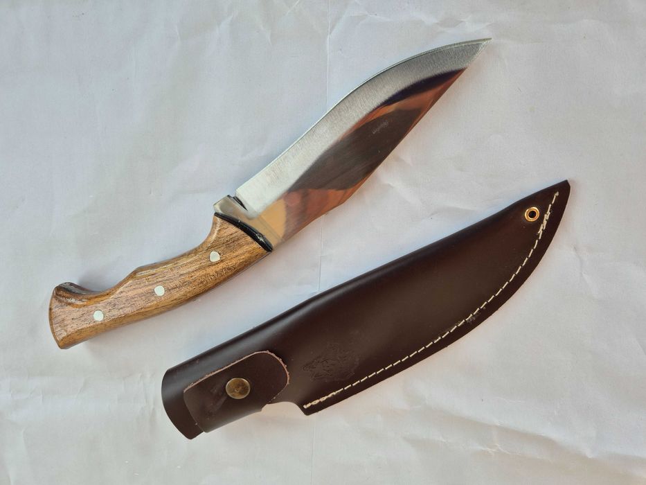 Ловно-туристически голям нож