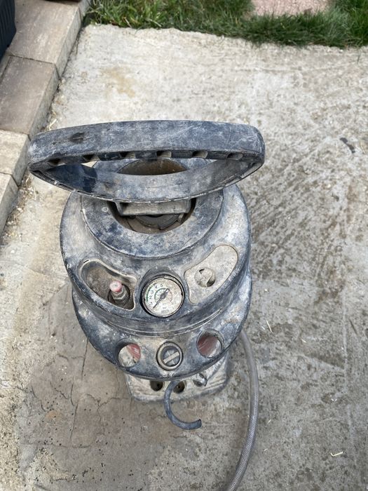 Hilti/Milwaukee pompa apa carotare taiere beton