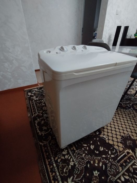 Стиральная машина полуавтомат