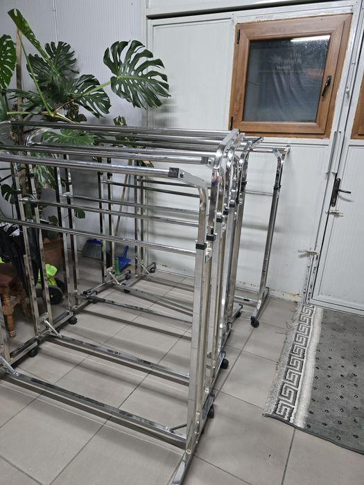 Stative pentru haine din inox /9 buc. 350 bucata