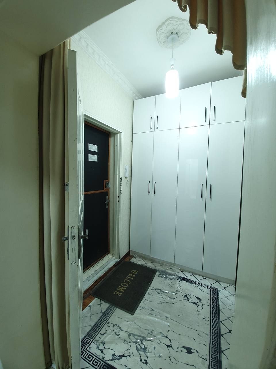 Продаётся двухкомнатная квартира Юнусабад 11 Метро Юнусабад Мегапланет